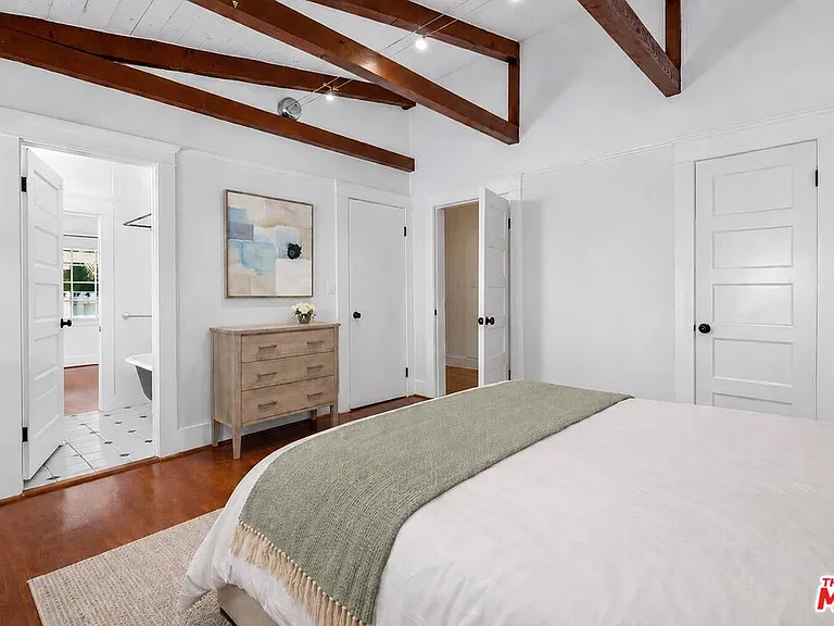 915 Palms Blvd — Photo 10