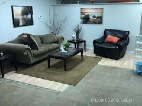 3rd image of 5020 48th St #B