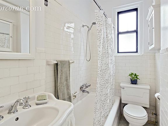 5th image of 599 W End Ave APT 10B