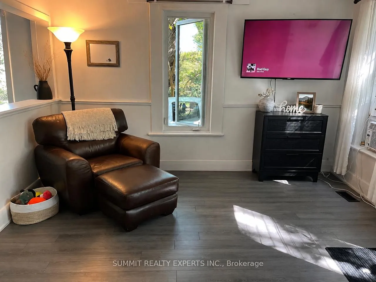 2 bed, $2,100 — Photo 3
