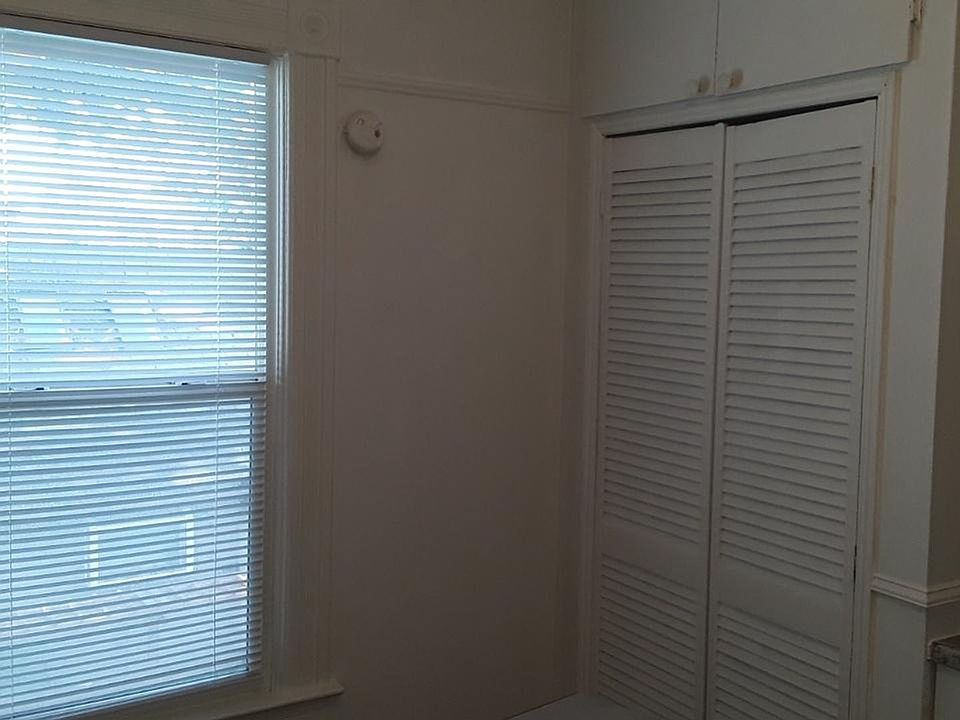 2nd image of 341 Smithers Ave S #5