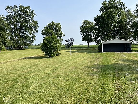 2nd image of 10152 E County Road 275 N