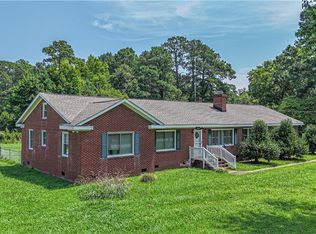 3309 Guinea Cir, Hayes, VA 23072