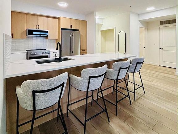 2nd image of 160 S Moberly Rd #101