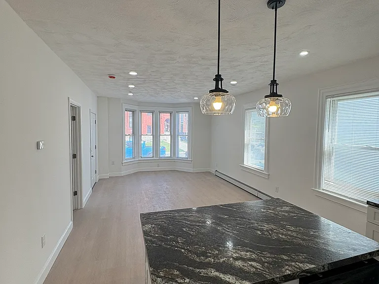 105 Beacon Ave #1 — Photo 2