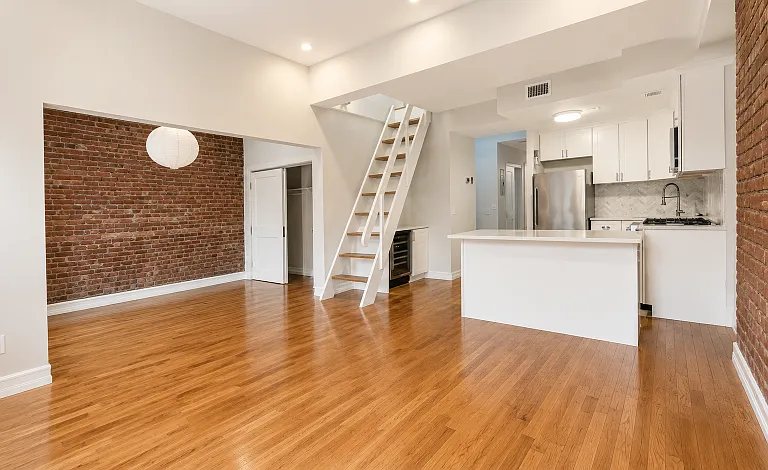 422 Clermont Ave #4 — Photo 19