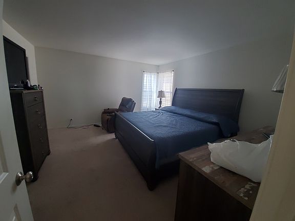 4th image of 3614 Hyde Park Ct