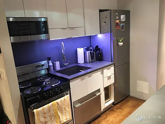 Rented by Kian Realty | media 19