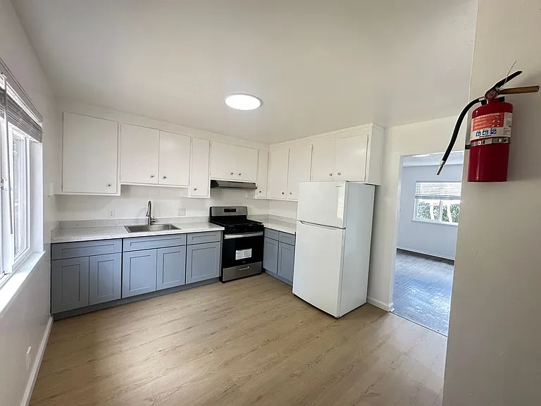 3408 68th Ave — Photo 16