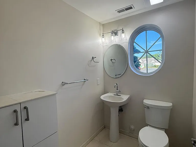 1 Boehm Dr — Photo 7