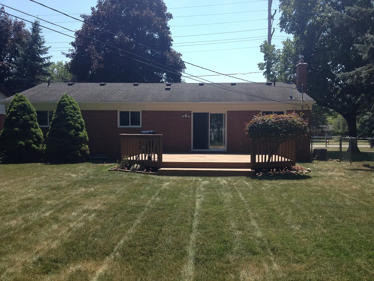 Coming Soon First Week Of December!! Beautiful, Spacious 3 Bdrm 1.5 Bath Ranch Joy Rd. — Photo 3