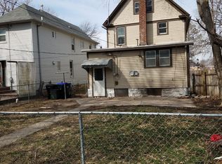 1104 SW Washburn Ave, Topeka, KS 66604