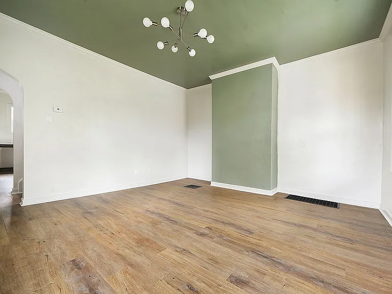 120-122 Cherry St — Photo 5