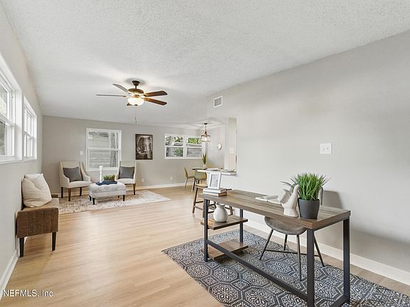 4th image of 2716 HERRICK Drive