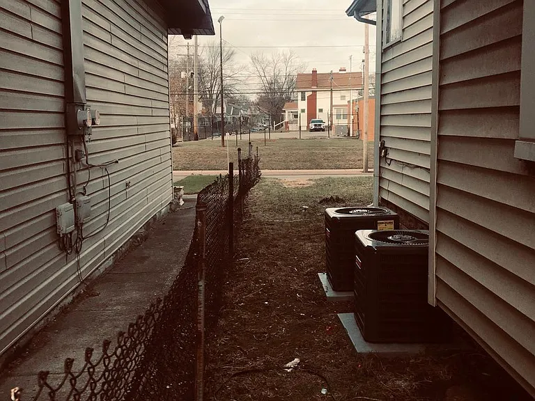 2067 Sullivant Ave — Photo 4
