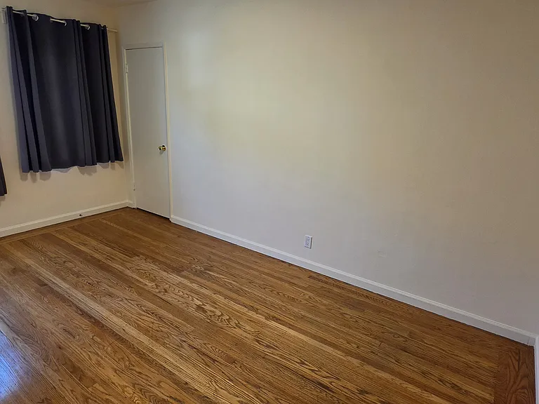 3009 Park Blvd #4 — Photo 6