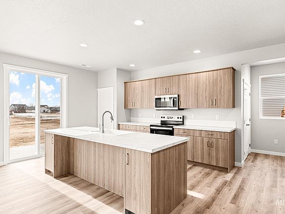 7th image of this home
