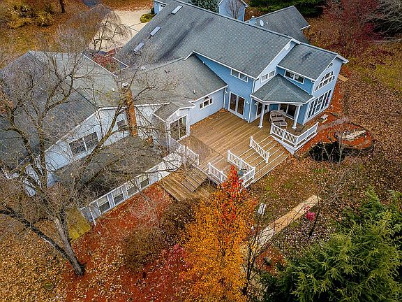 3rd image of 39249 Saint Thomas Dr #A