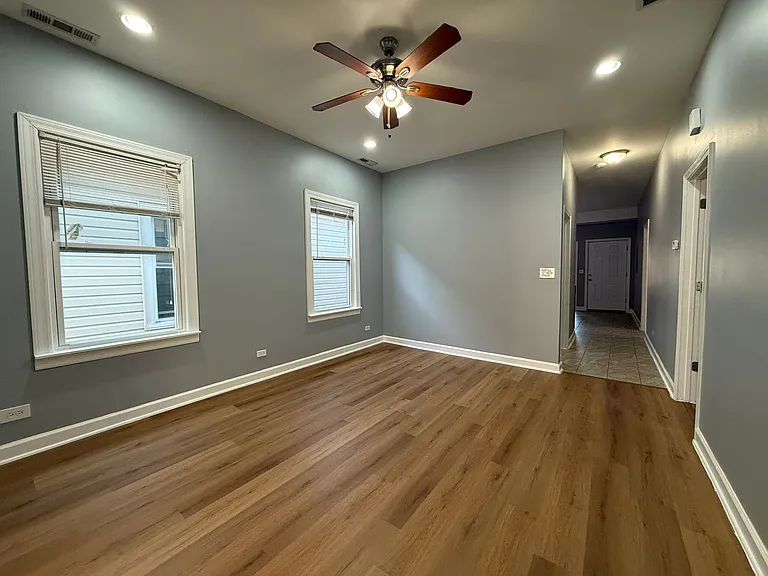 9738 S Avenue L — Photo 19