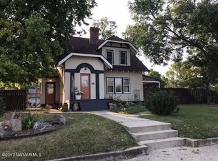 207 Johnson Ave S, Fosston, MN 56542