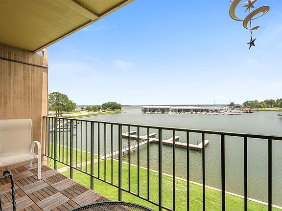 3rd image of 12600 Melville Dr APT 313A