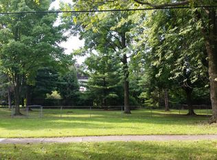 166 Gilpin St NE, Grand Rapids, MI 49505