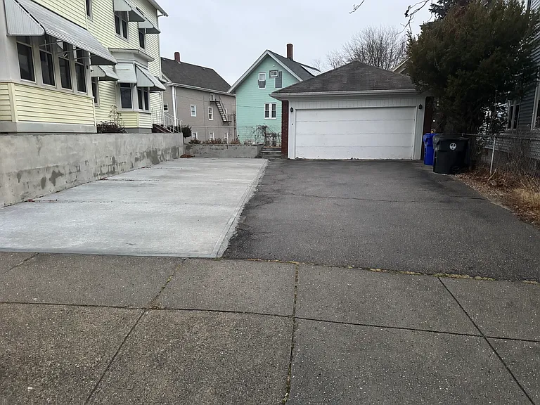120 Summit St #3 — Photo 11