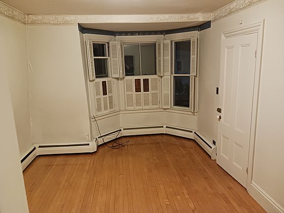 Livingroom Bow window