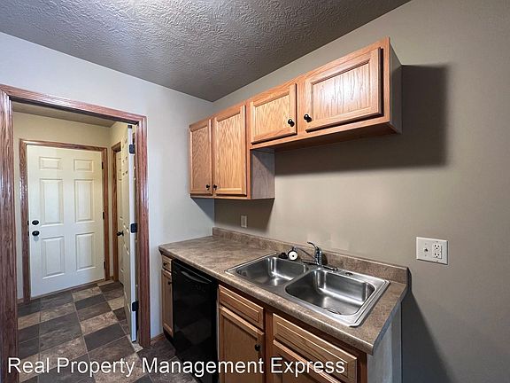 5th image of 3600 W 93rd St #10862914