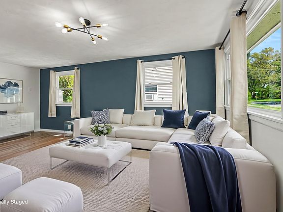 2nd image of 3117 Sunnymede Ave
