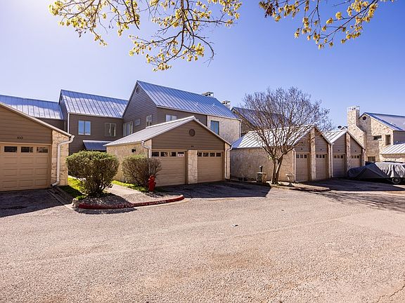 2nd image of 805 Loop 534