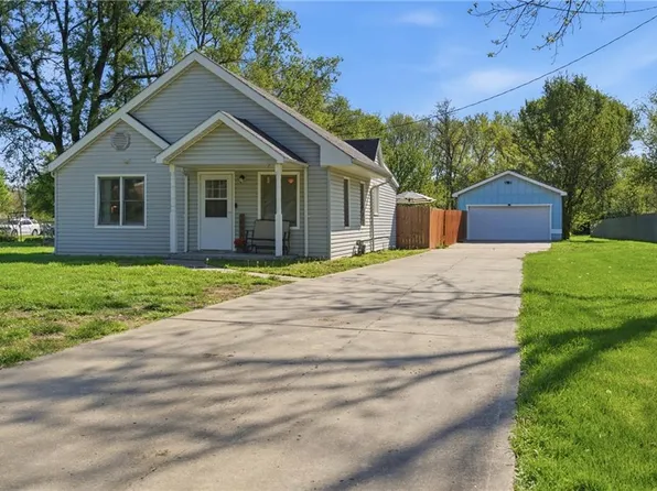 3025 Shrine Park Rd, Leavenworth, KS 66048