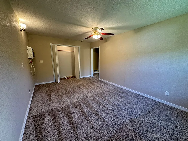 1701 Tower Rd — Photo 23