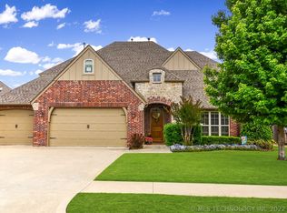 4725 S 166th East Pl, Tulsa, OK 74134