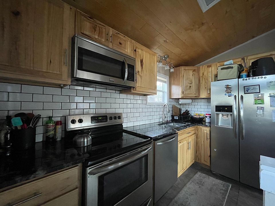 Kitchen upper level