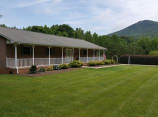 1477 Tillotson Rd, Pinnacle, NC 27043