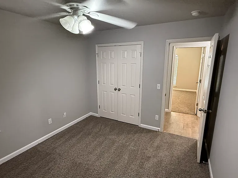 2508 Queenston Ave — Photo 9