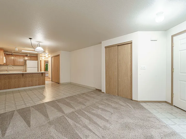 11703 NE 32nd St #11703 — Photo 4