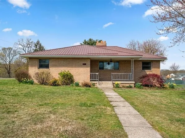 188 Zdina St W, Leechburg, PA 15656