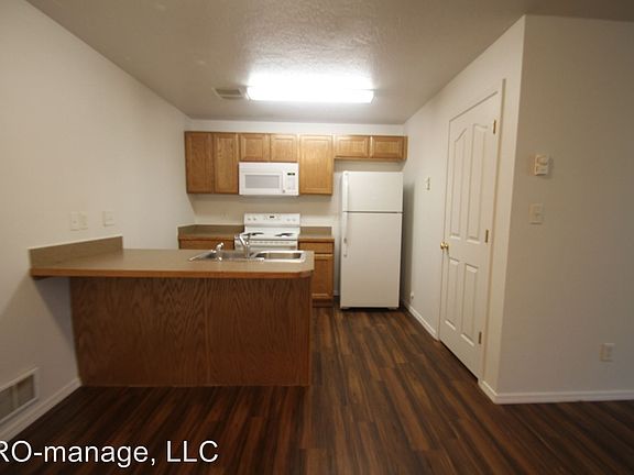 3rd image of 2592 Prospect Dr APT 1