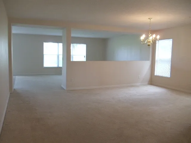 1219 Greenley Ave — Photo 7