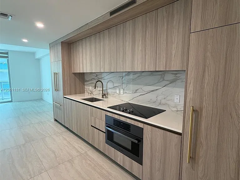 77 SE 5th St #2106 — Photo 20
