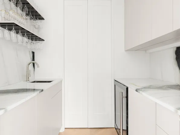 46 East 65th Street image 3 of 18