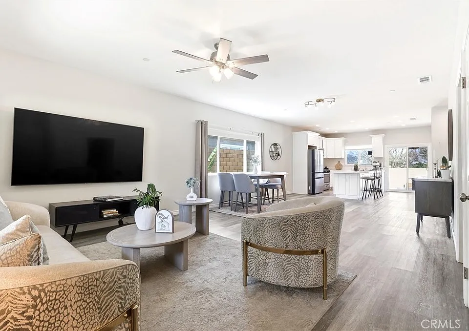 9267 Andrew St