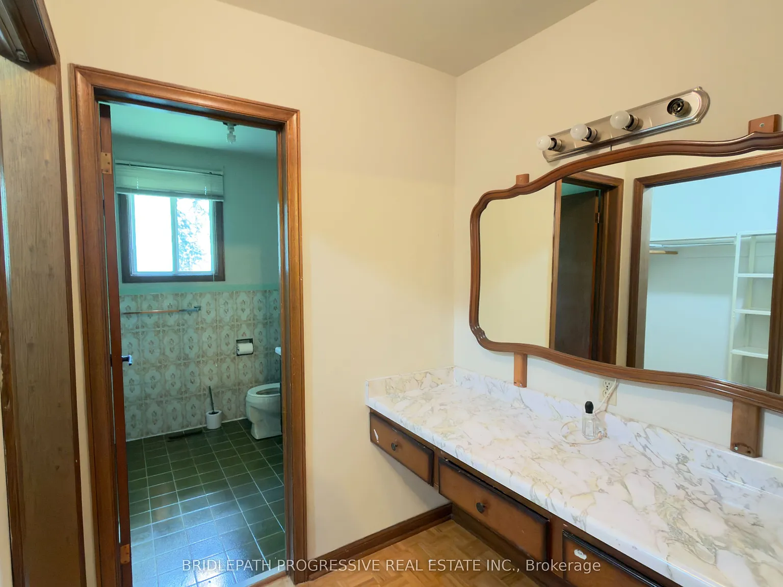 7 bed, $4,300 — Photo 3