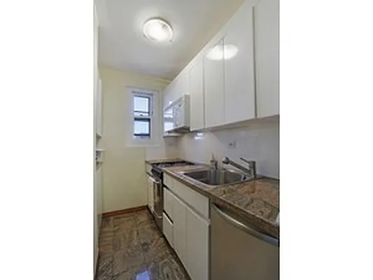 Sold by Corcoran | media 8