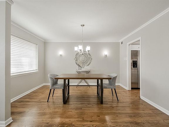 3rd image of 11041 Scotsmeadow Dr