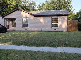 941 SW 4th St, Grand Prairie, TX 75051