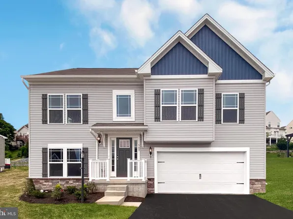 509 Evangeline Dr, Waynesboro, PA 17268