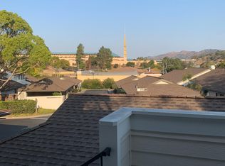 34 Village Cir, San Rafael, CA 94903